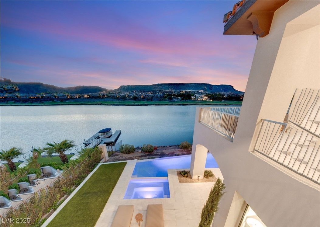 Water, Exterior, Pool, Other
