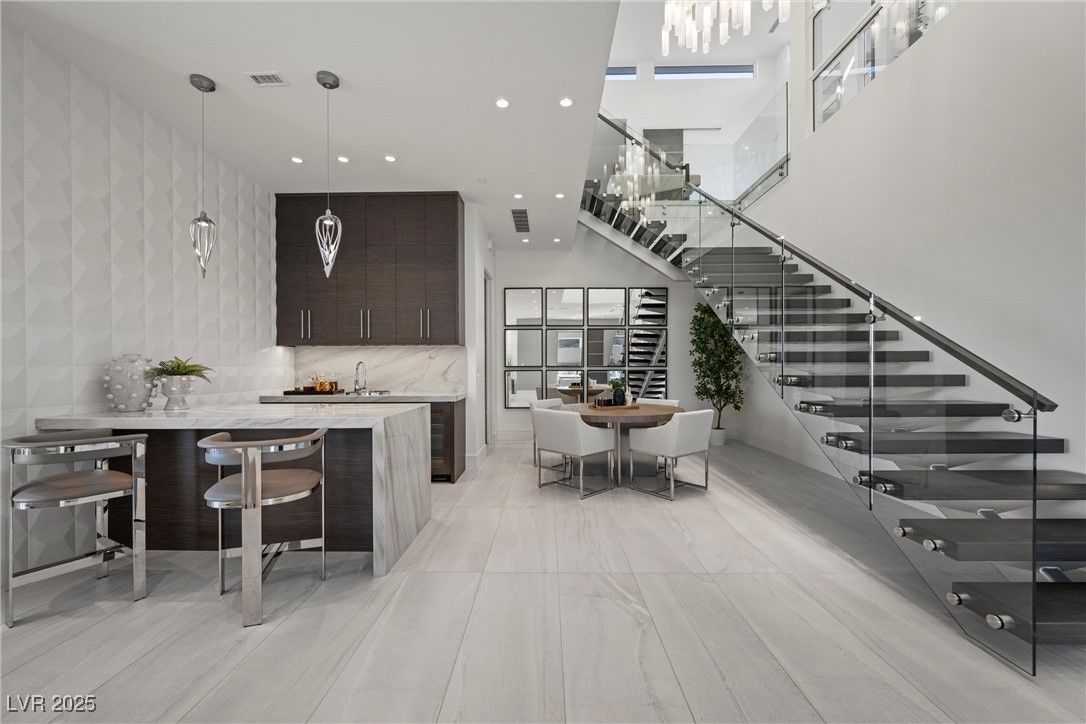 Dining room, Interior, Kitchen, Marble, Marble Walls, Pendant Lights, Recessed Lighting