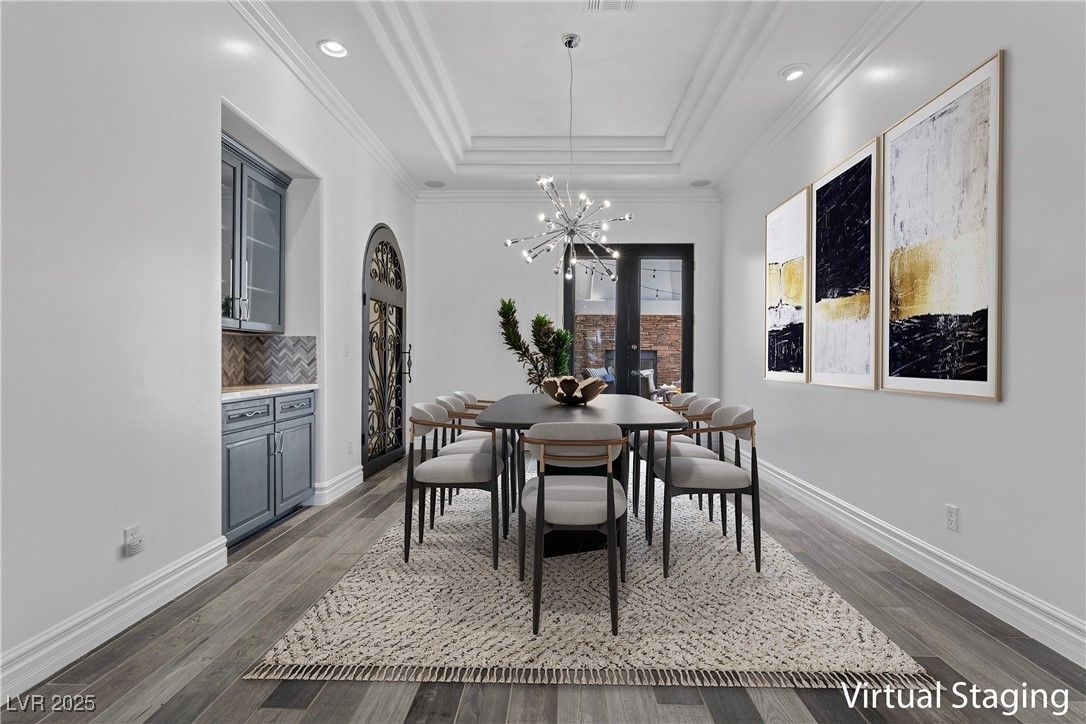 Dining room, Interior, Pendant Lights, Recessed Lighting, Wood Texture Flooring
