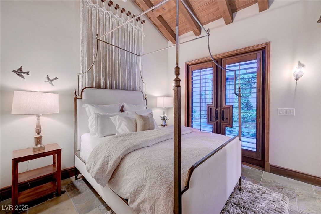 Bedroom, Interior, Wooden Beams, Wooden Ceilings