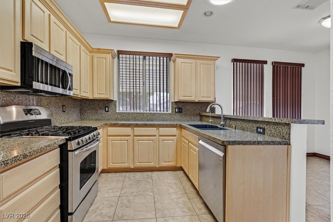 Interior, Kitchen, Recessed Lighting