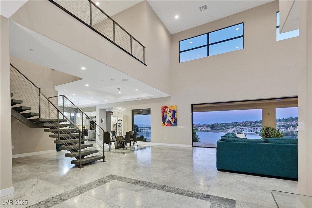 Interior, Marble, Recessed Lighting, Water