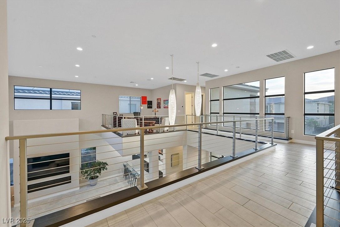 Interior, Pendant Lights, Recessed Lighting, Wood Texture Flooring