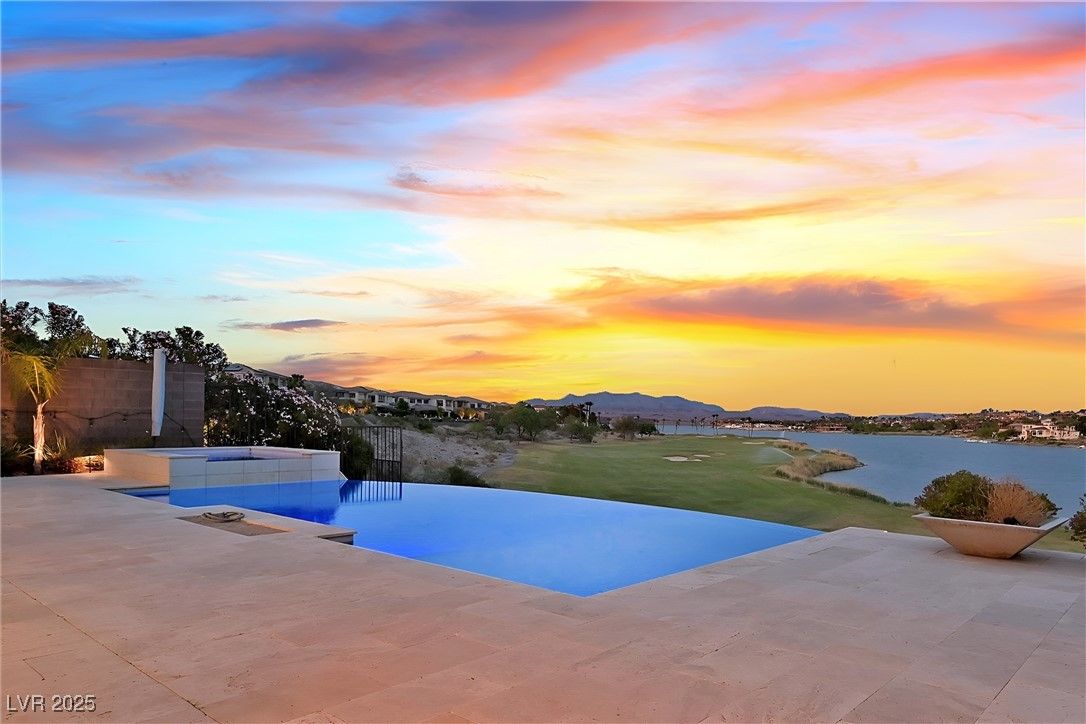 Exterior, Pool, Water