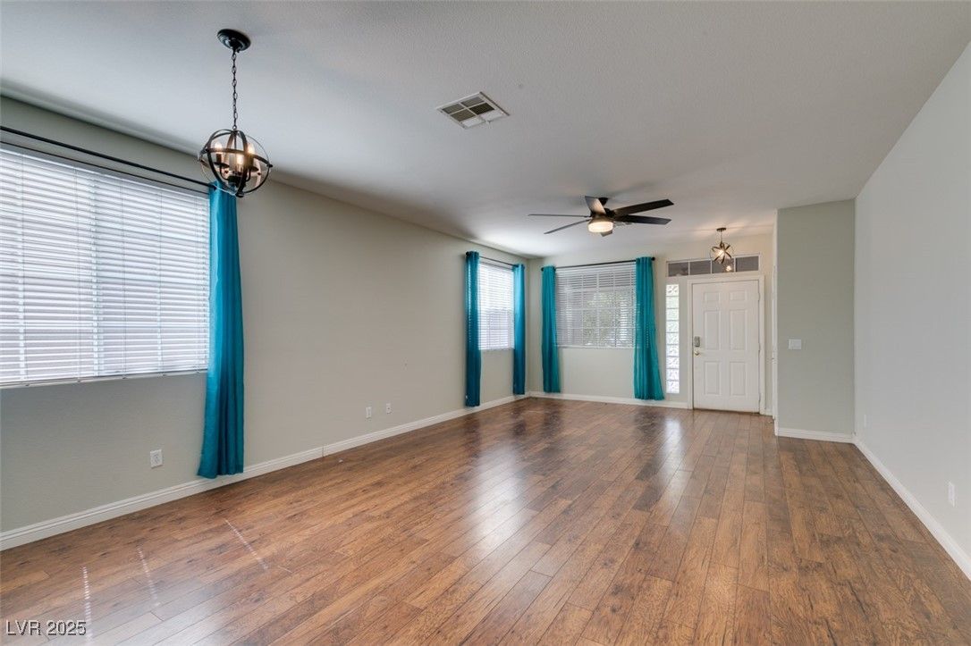 Empty room, Interior, Pendant Lights, Wood Texture Flooring