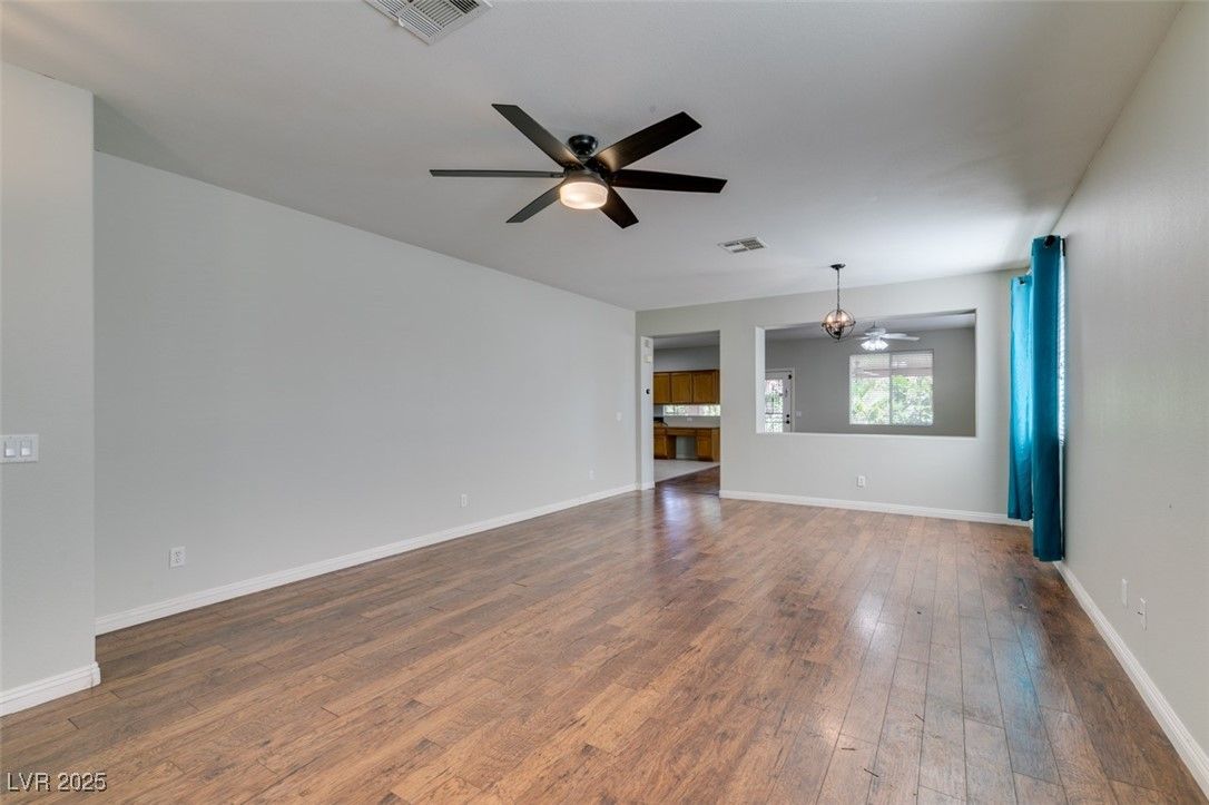 Empty room, Interior, Pendant Lights, Wood Texture Flooring