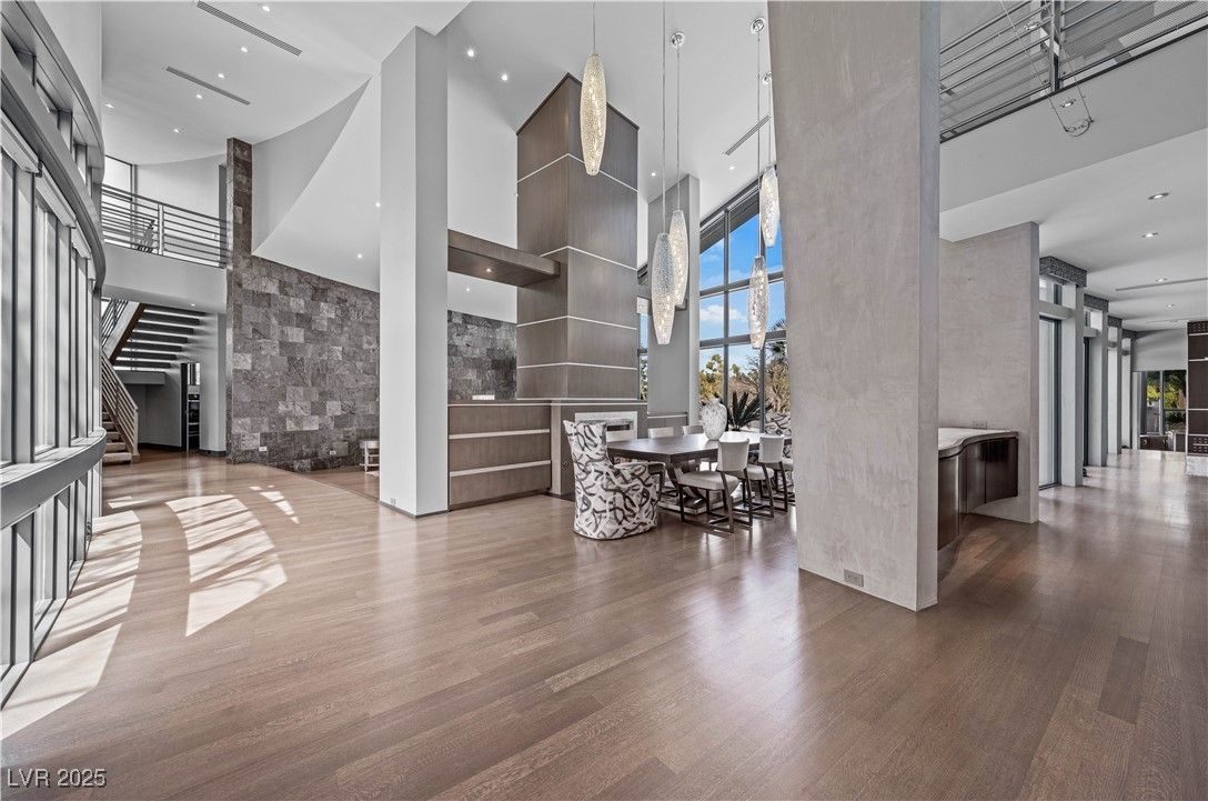 Dining room, Interior, Pendant Lights, Recessed Lighting, Wood Texture Flooring