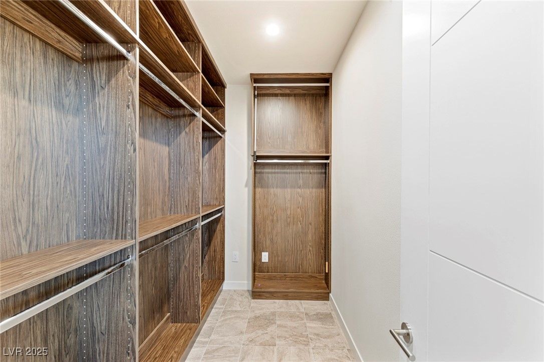Interior, Recessed Lighting, Walk-in Closets