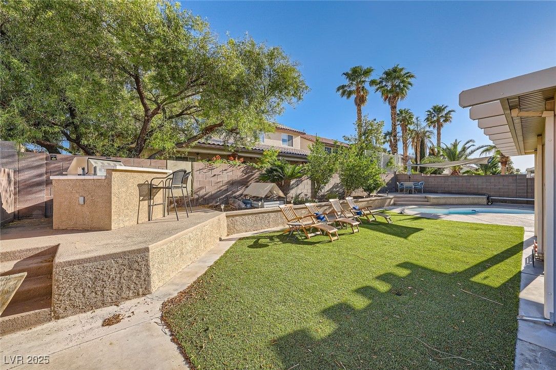 Backyard, Exterior, Pool