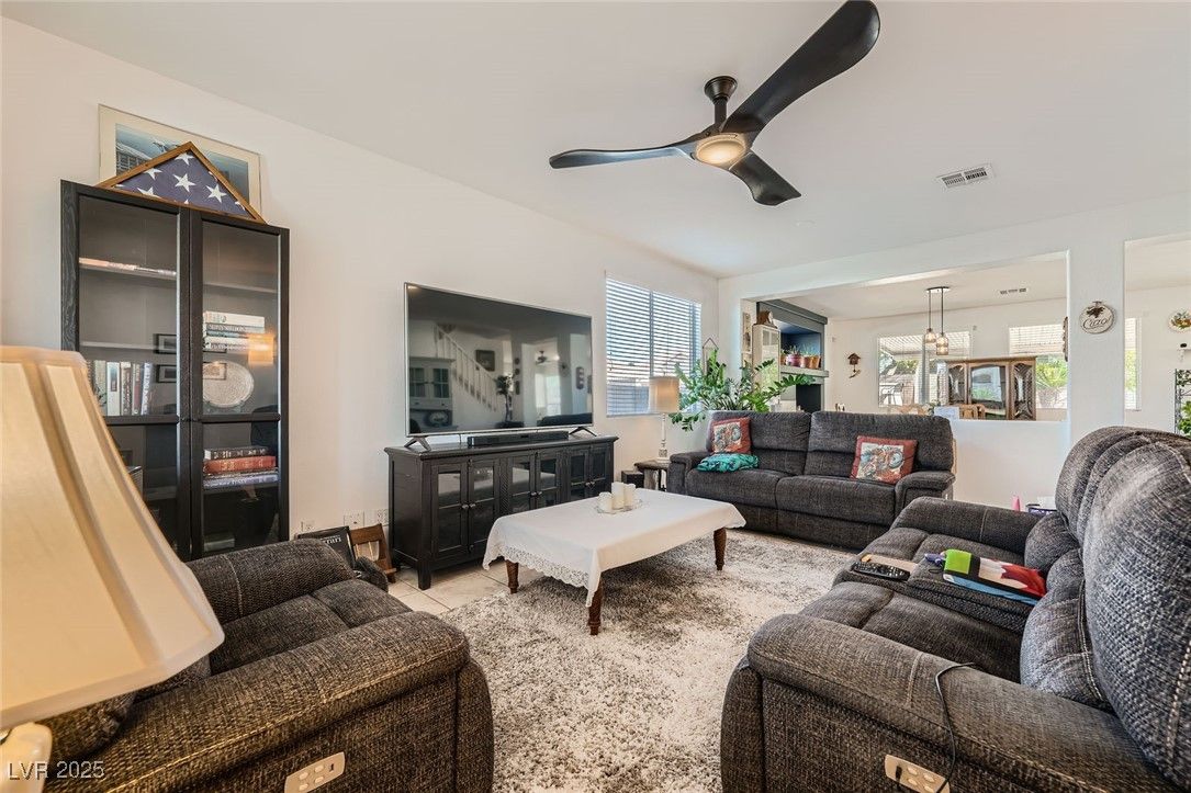 Interior, Living room, Pendant Lights