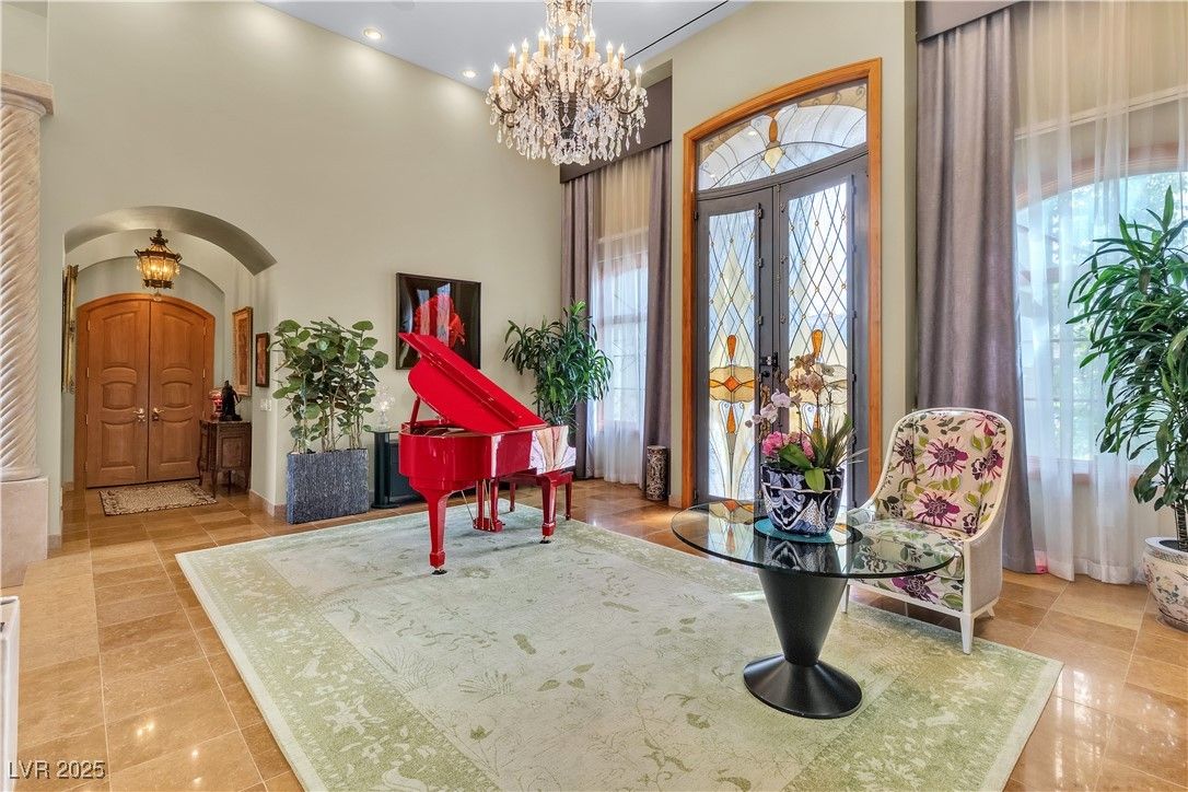 Chandelier, Interior, Piano, Recessed Lighting