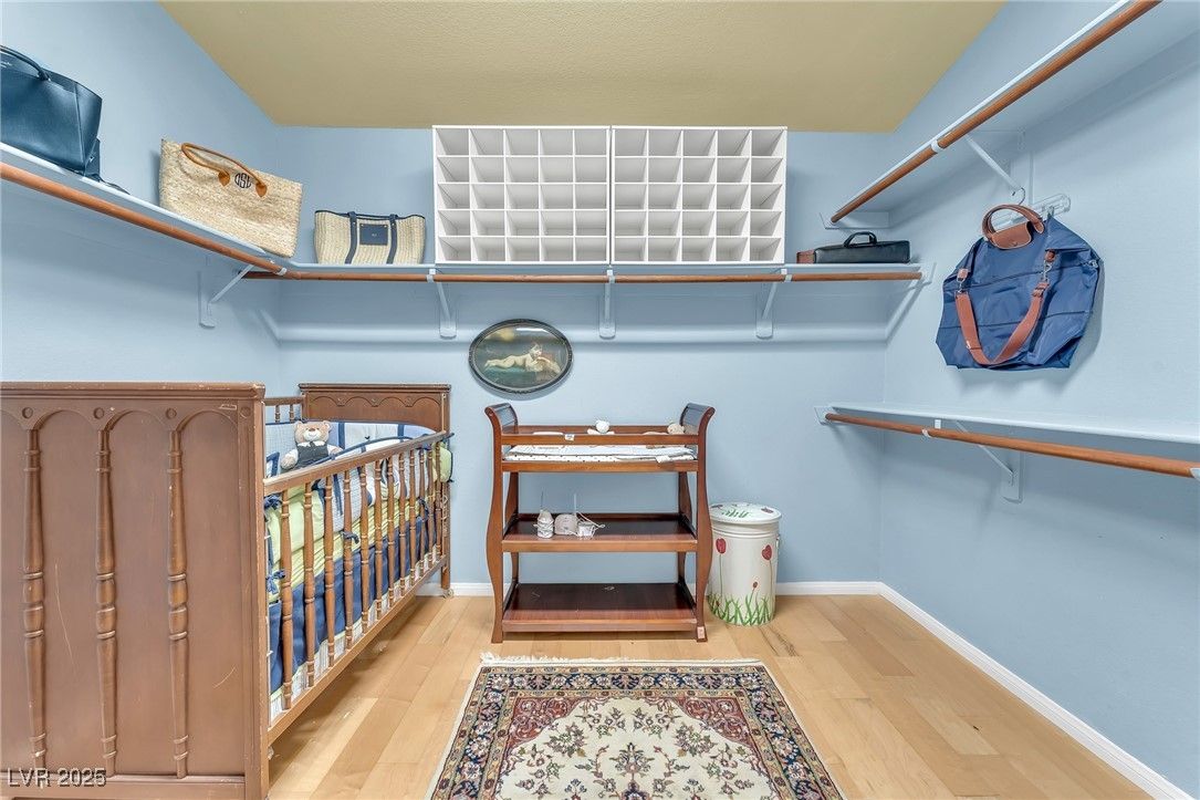 Interior, Walk-in Closets, Wood Texture Flooring