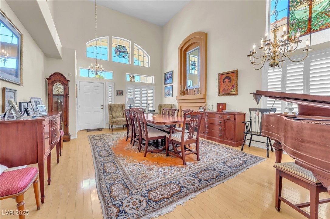 Chandelier, Dining room, Interior, Piano, Wood Texture Flooring