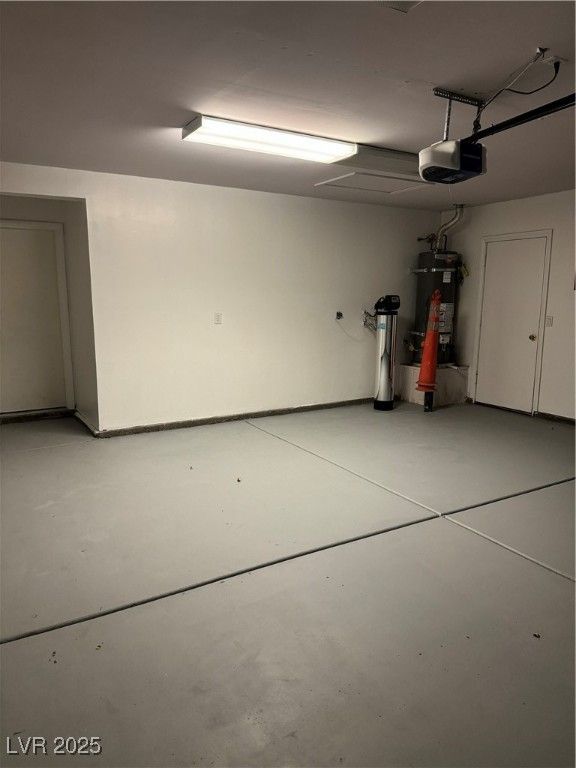 Garage, Interior