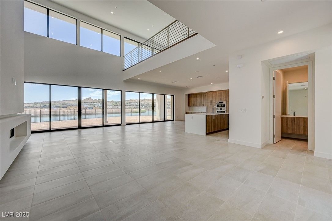 Interior, Kitchen, Recessed Lighting, Water