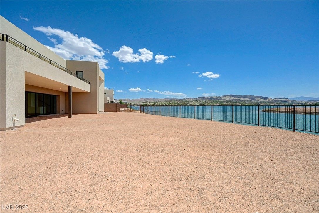Backyard, Exterior, Water