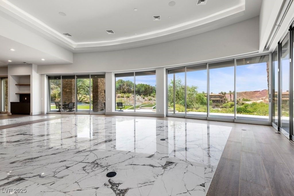 Empty room, Interior, Marble, Recessed Lighting