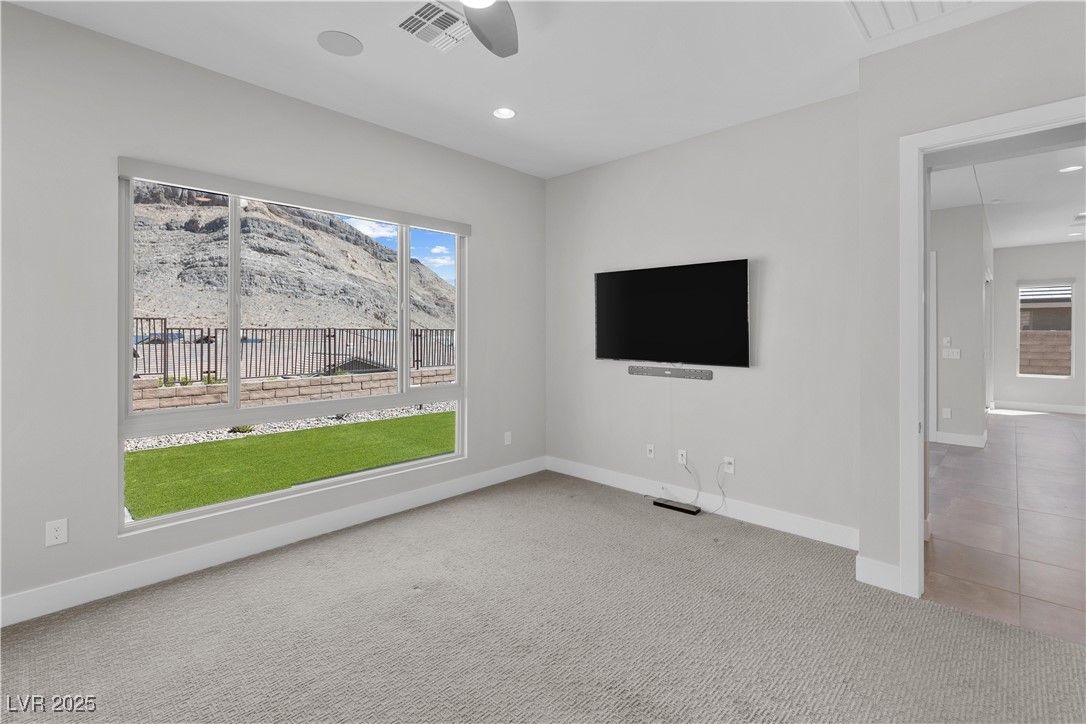 Empty room, Interior, Recessed Lighting