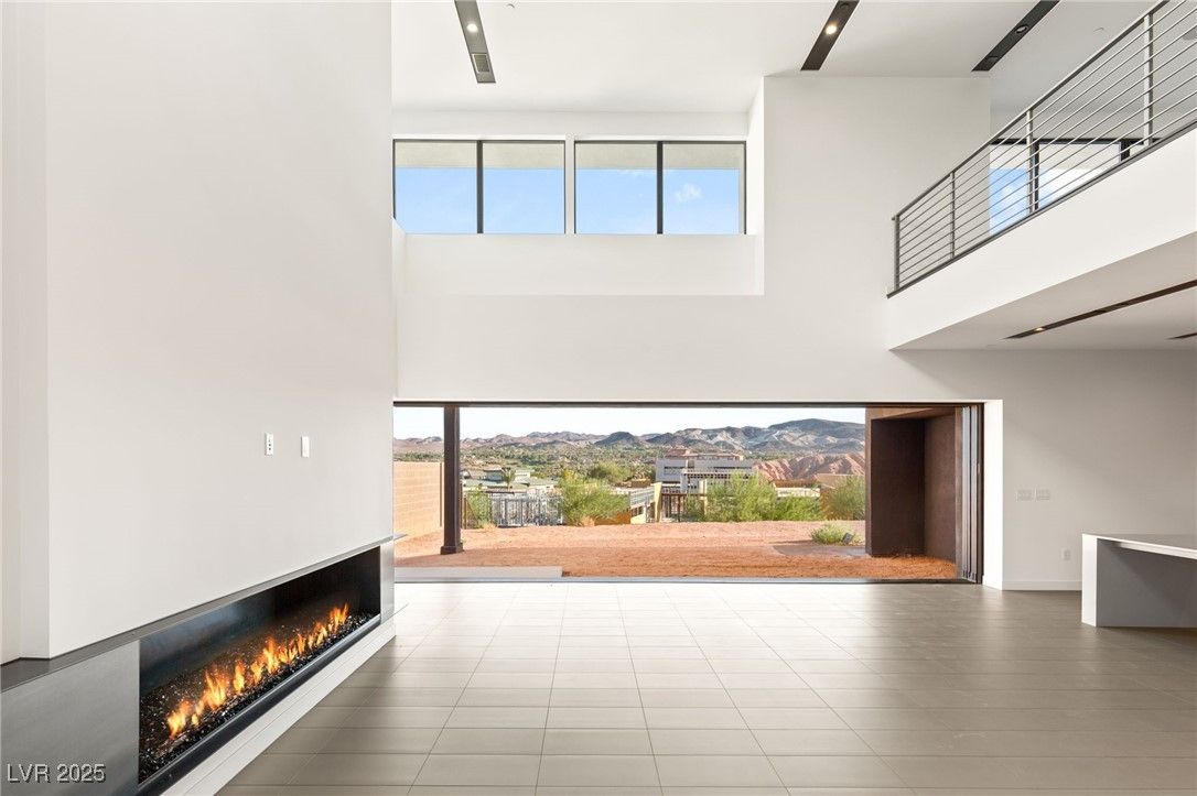 Fireplace, Interior