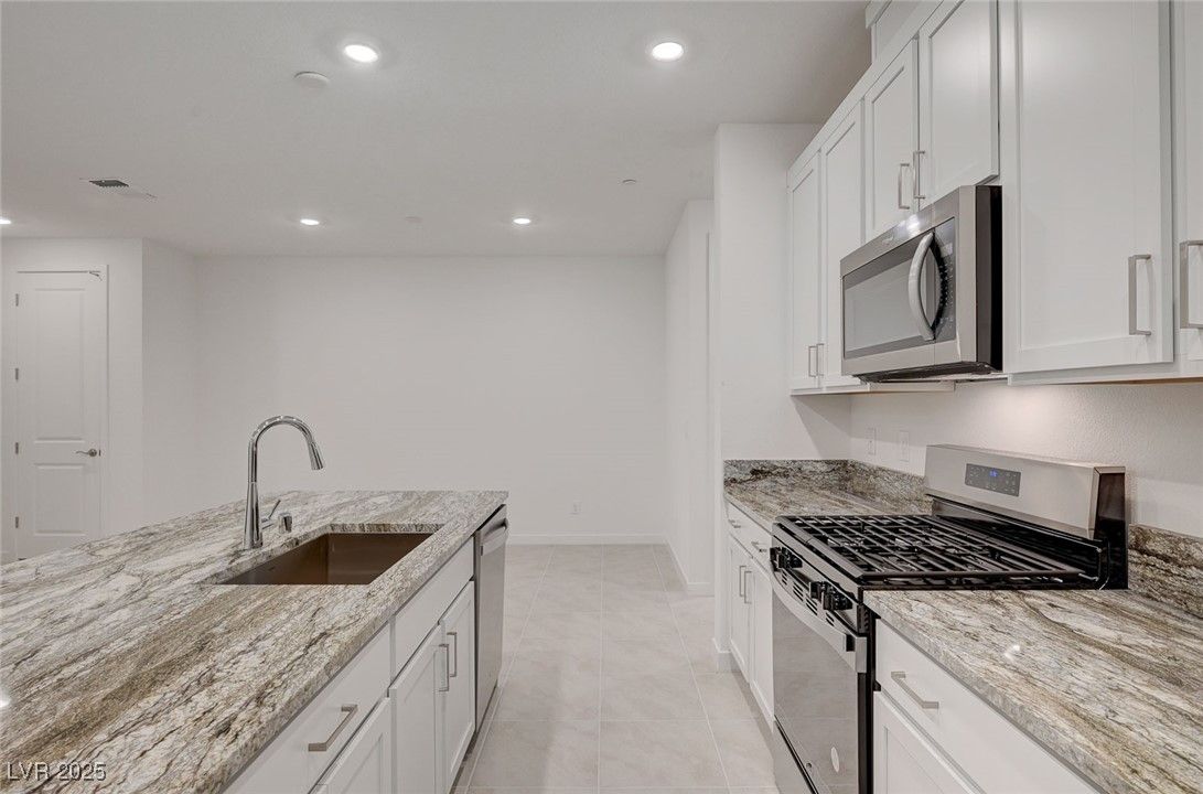 Interior, Kitchen, Recessed Lighting