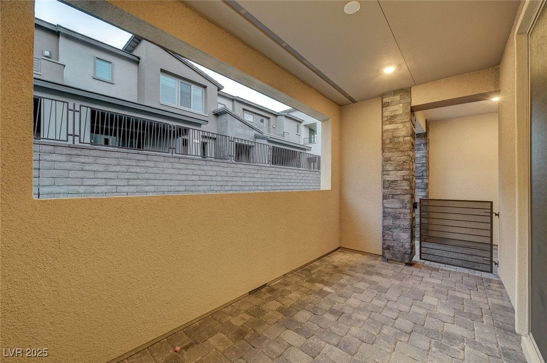 Interior, Recessed Lighting