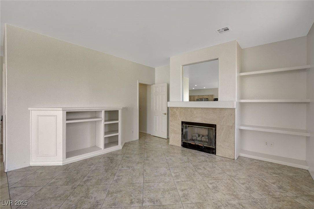 Empty room, Fireplace, Interior