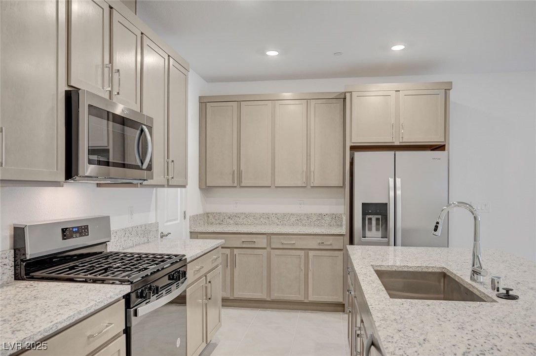 Interior, Kitchen, Recessed Lighting