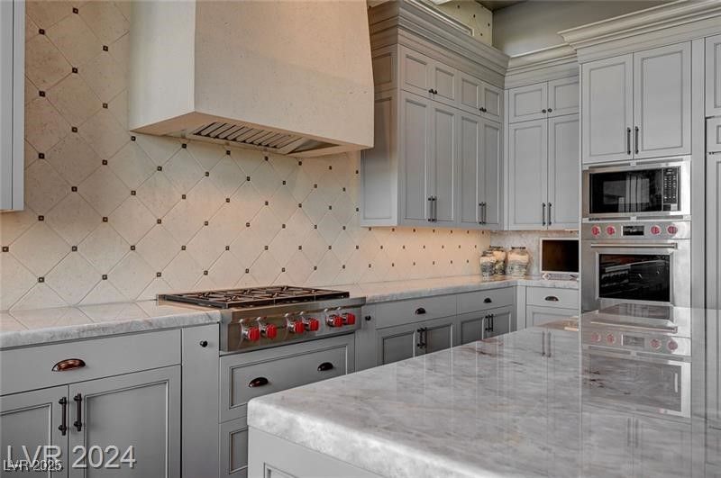 Interior, Kitchen, Stainless Steel Appliances