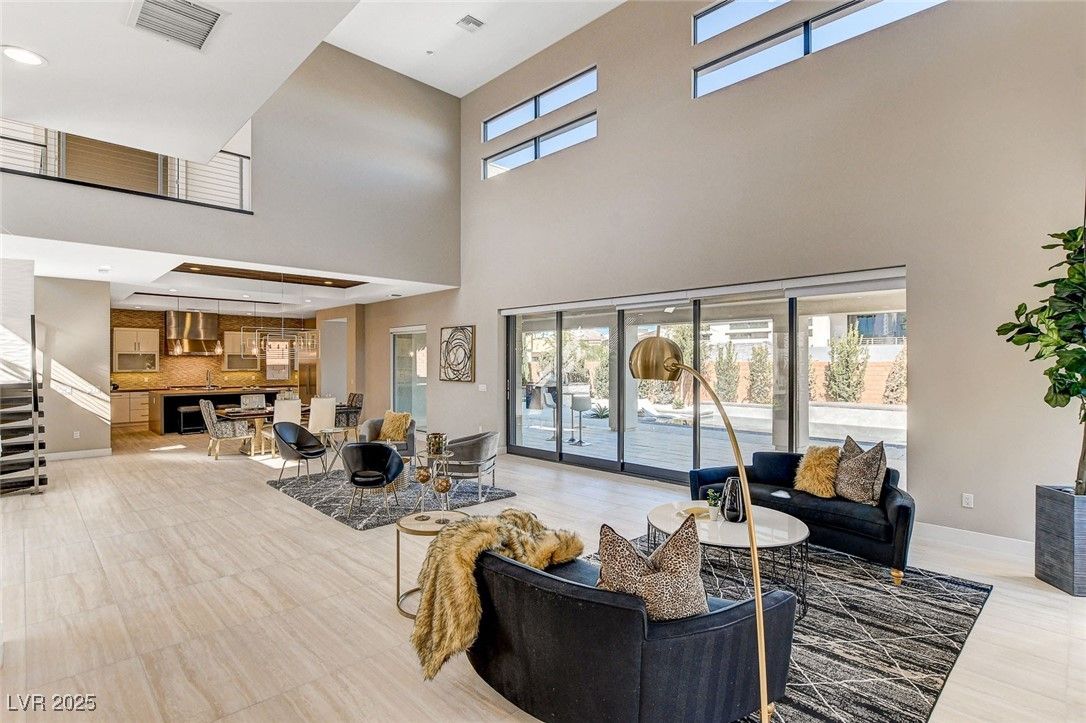 Dining room, Interior, Kitchen, Living room, Pendant Lights, Recessed Lighting