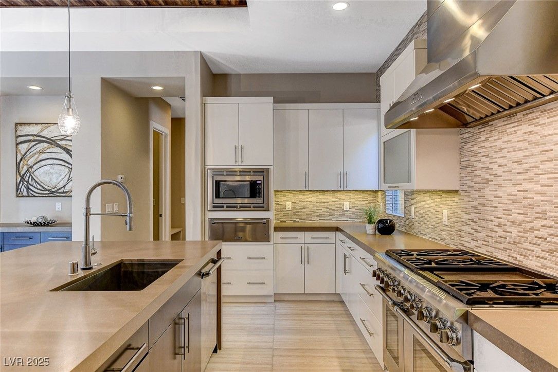 Interior, Kitchen, Pendant Lights, Recessed Lighting, Stainless Steel Appliances