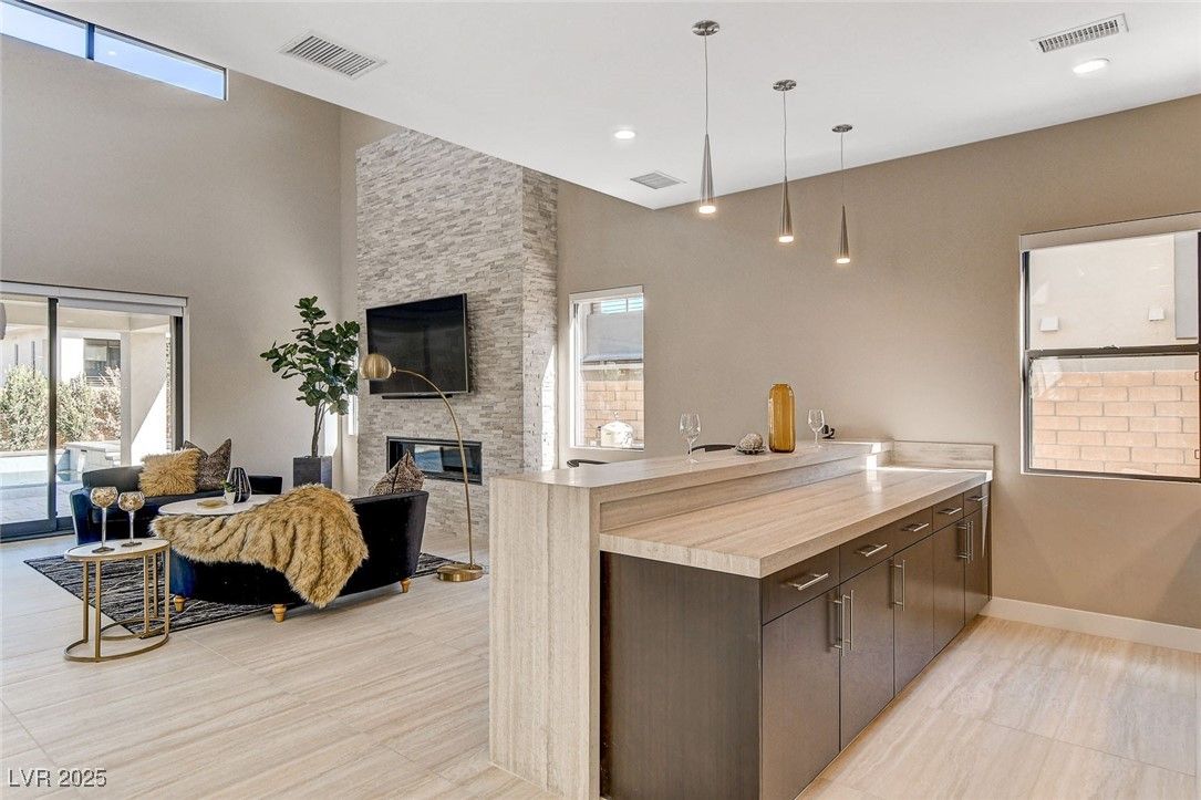 Fireplace, Interior, Living room, Pendant Lights, Recessed Lighting, Stone Walls