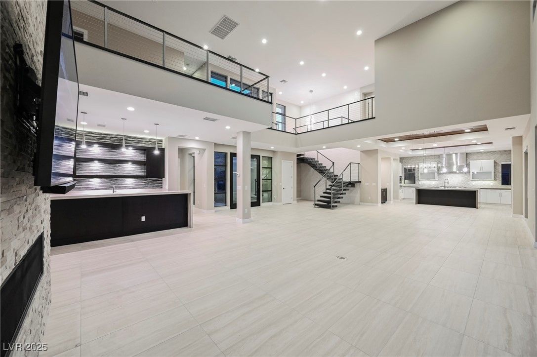 Interior, Kitchen, Pendant Lights, Recessed Lighting