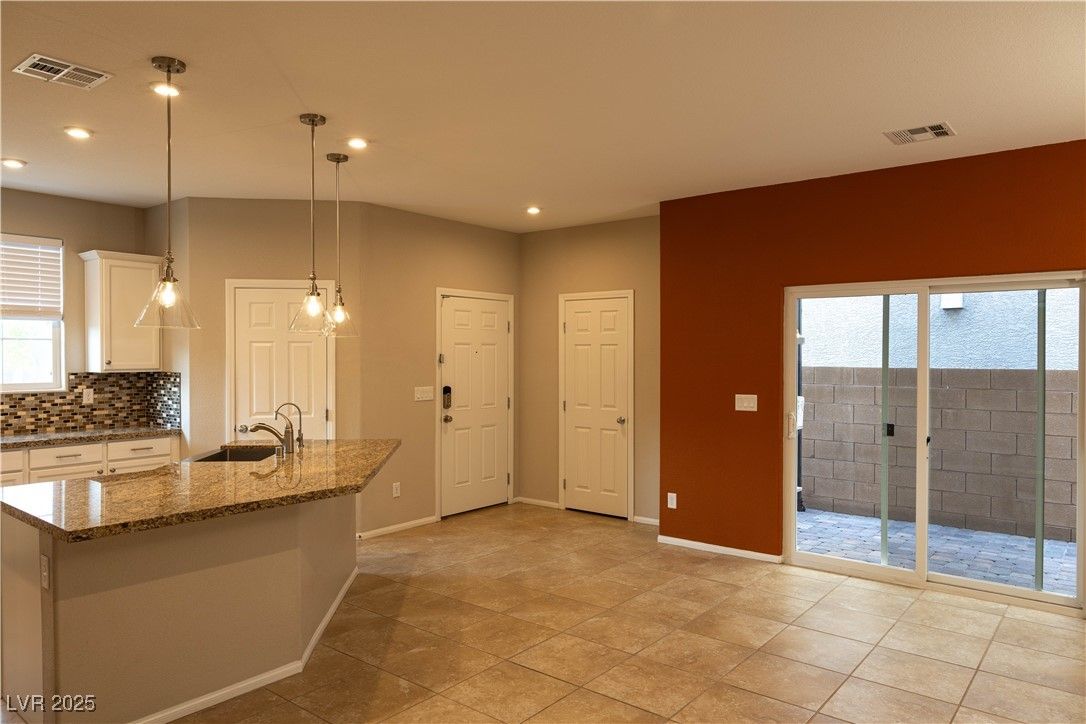 Interior, Kitchen, Pendant Lights, Recessed Lighting