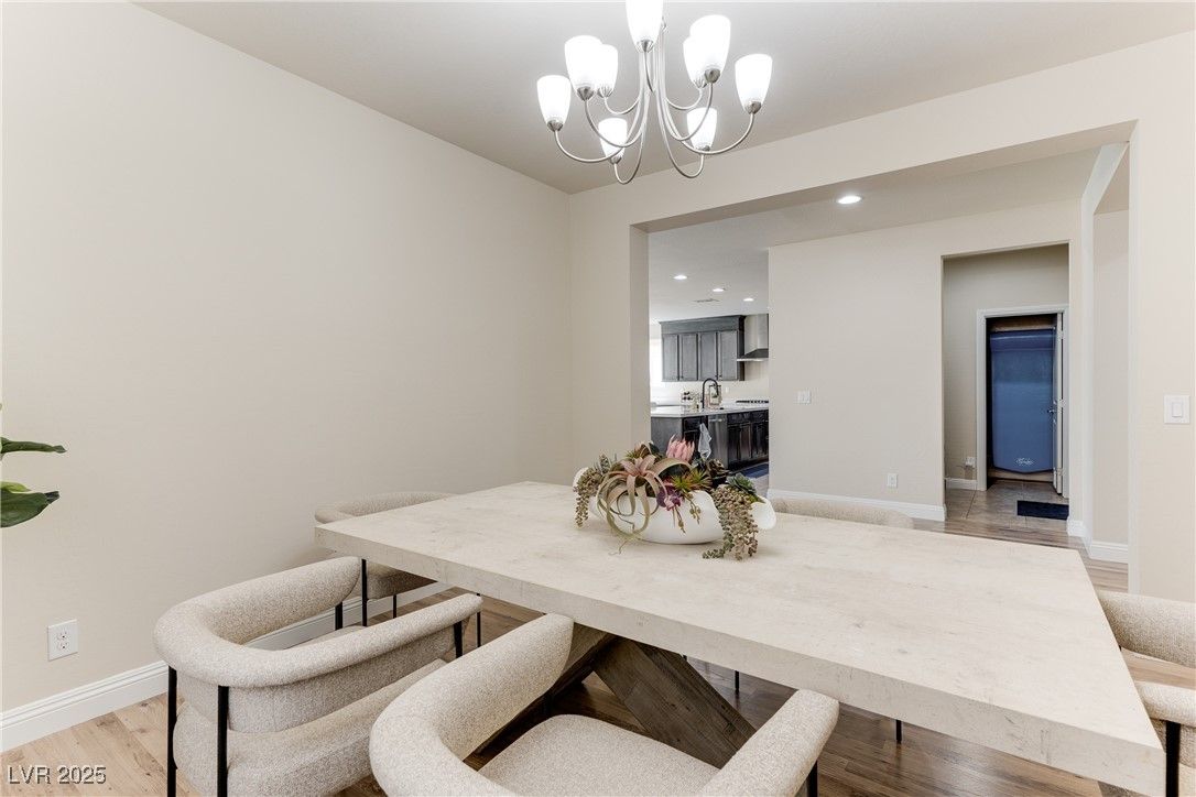 Chandelier, Dining room, Interior, Kitchen, Recessed Lighting, Wood Texture Flooring