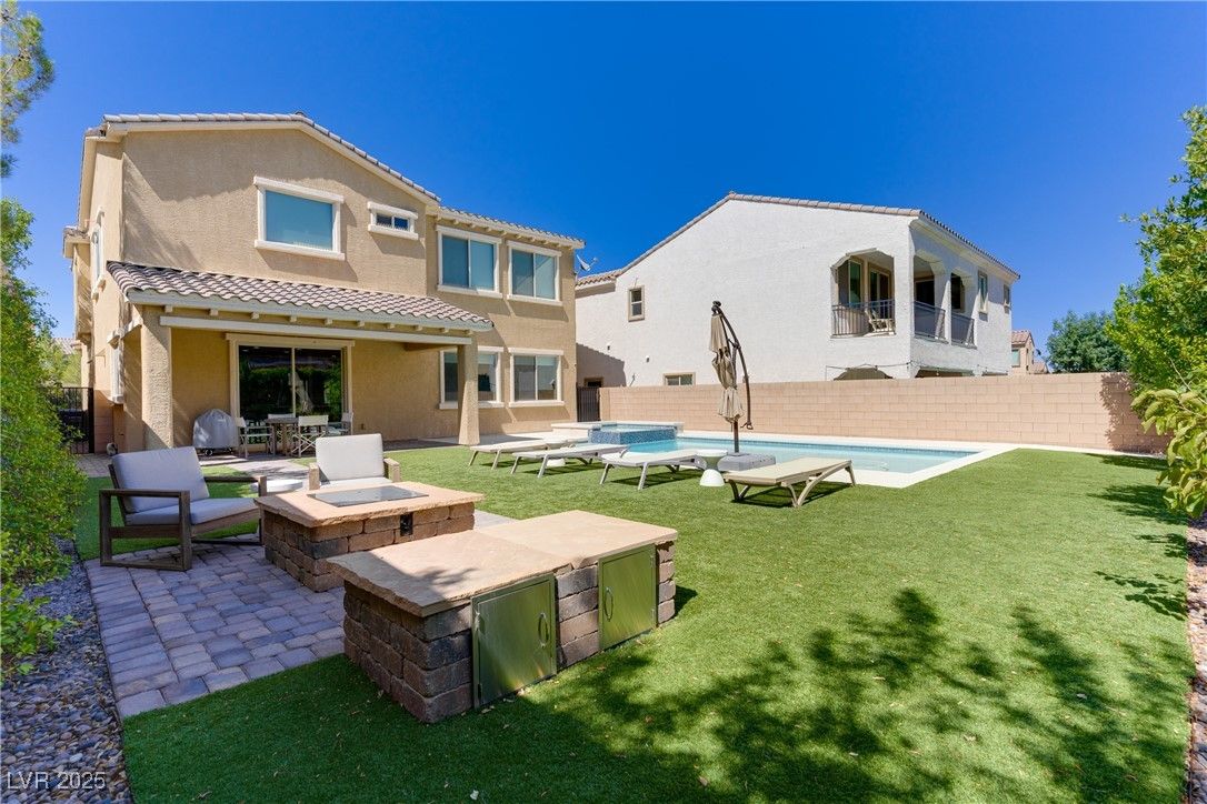 Backyard, Exterior, Pool
