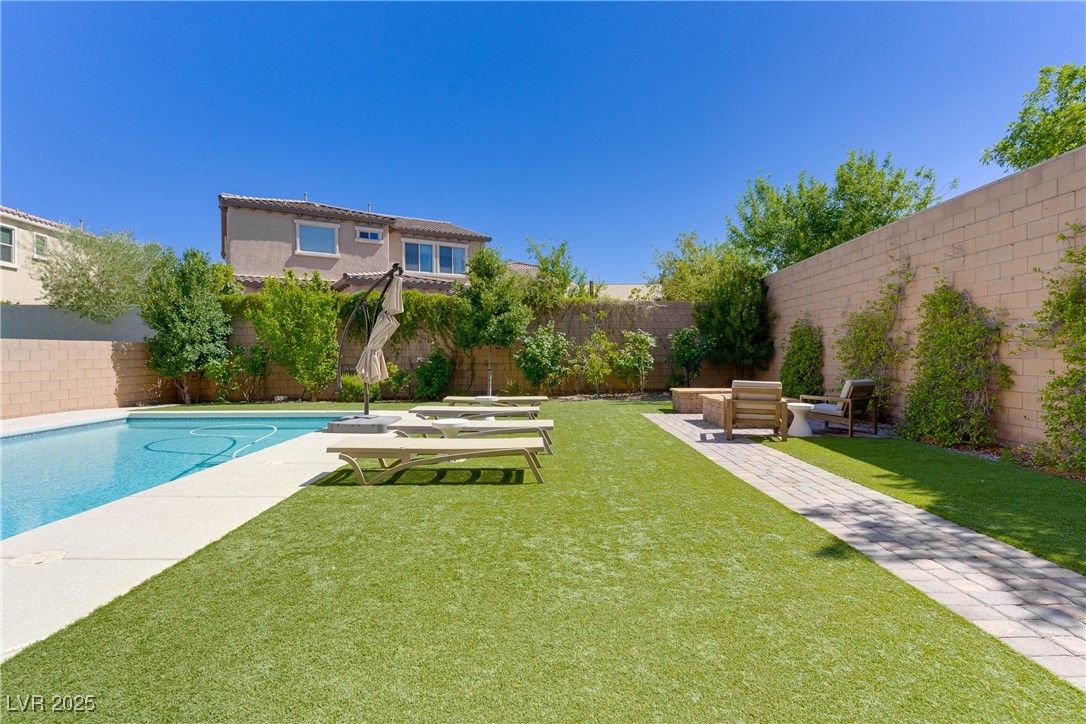 Backyard, Exterior, Pool