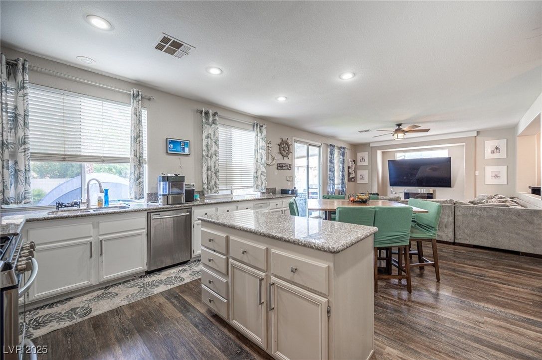 Interior, Kitchen, Living room, Recessed Lighting, Wood Texture Flooring