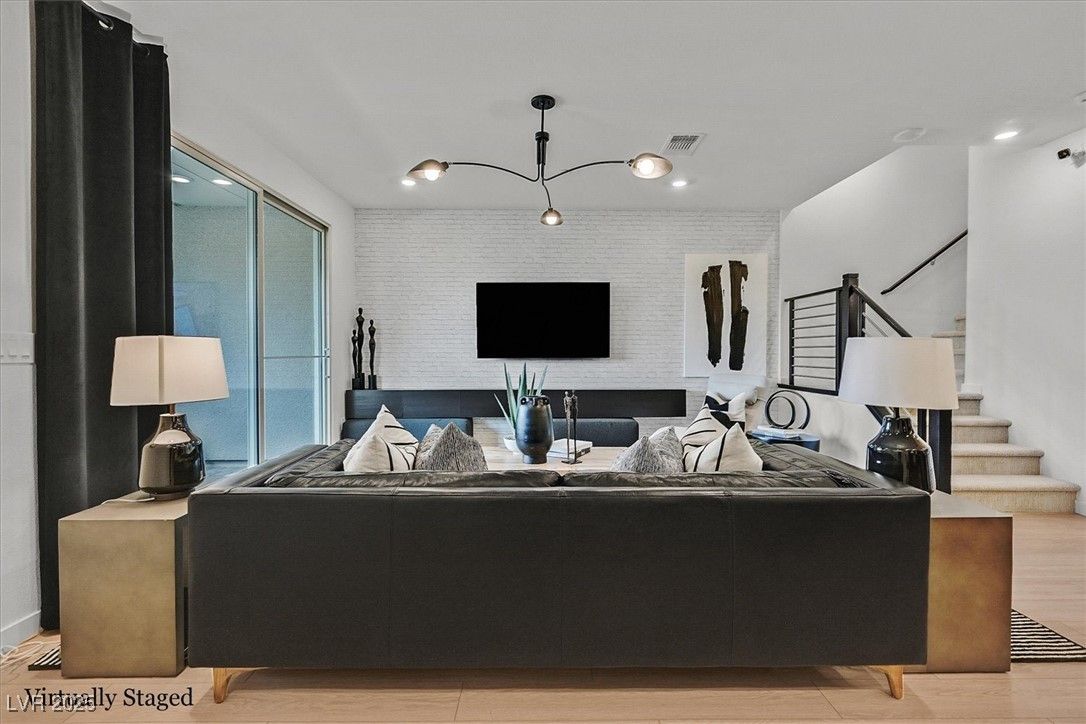 Interior, Living room, Recessed Lighting, Wood Texture Flooring