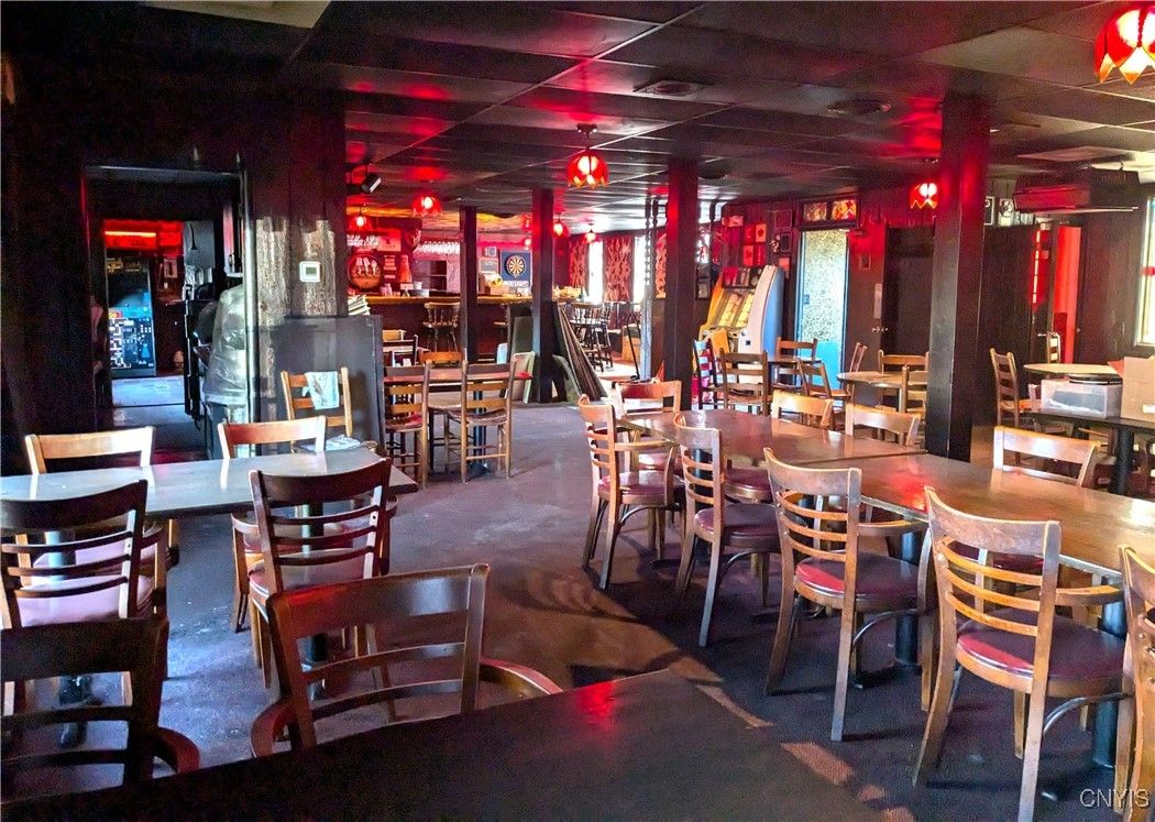Dining room, Interior