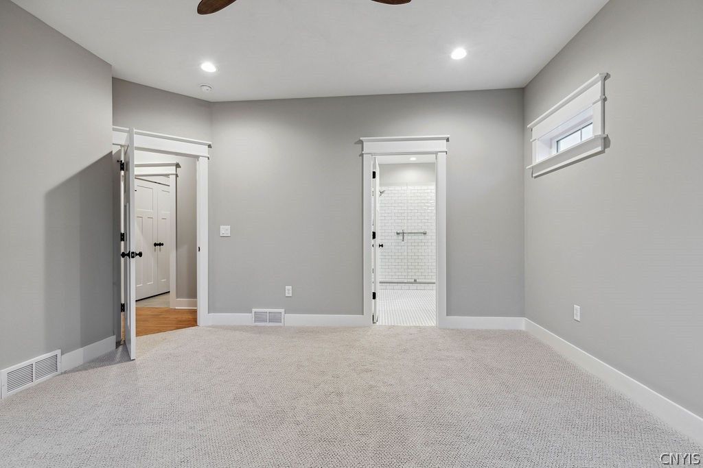Empty room, Interior, Recessed Lighting