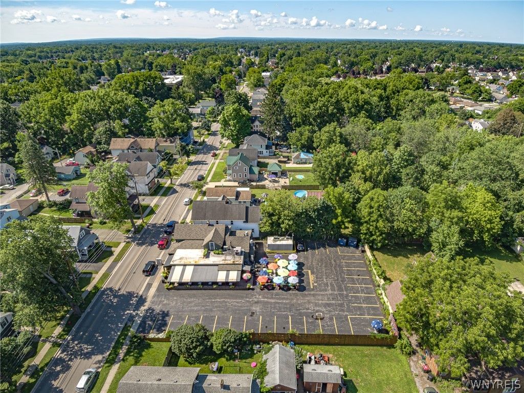 Exterior, Drone