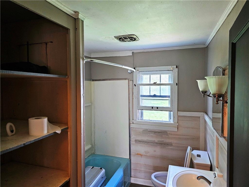 Interior, Wooden Walls