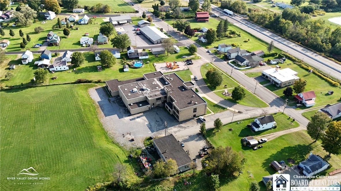 Exterior, Drone