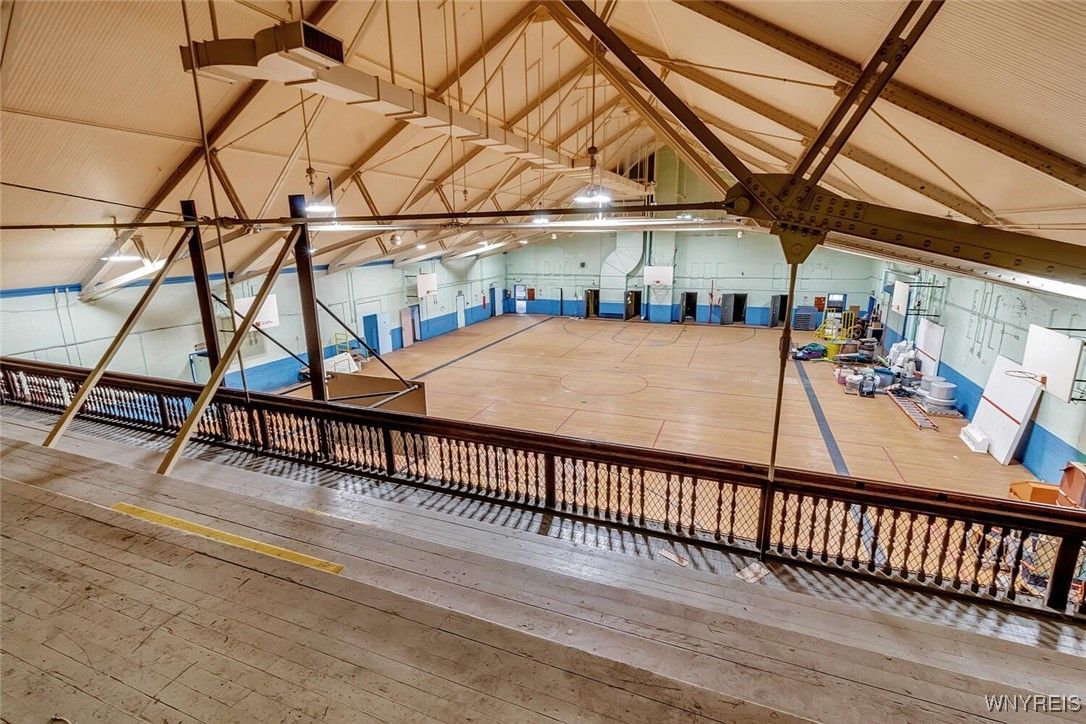 Interior, Wooden Beams