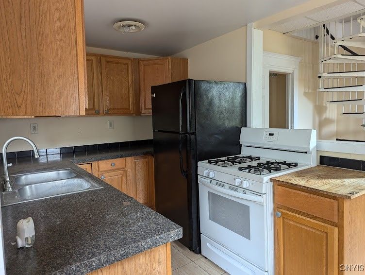 Interior, Kitchen