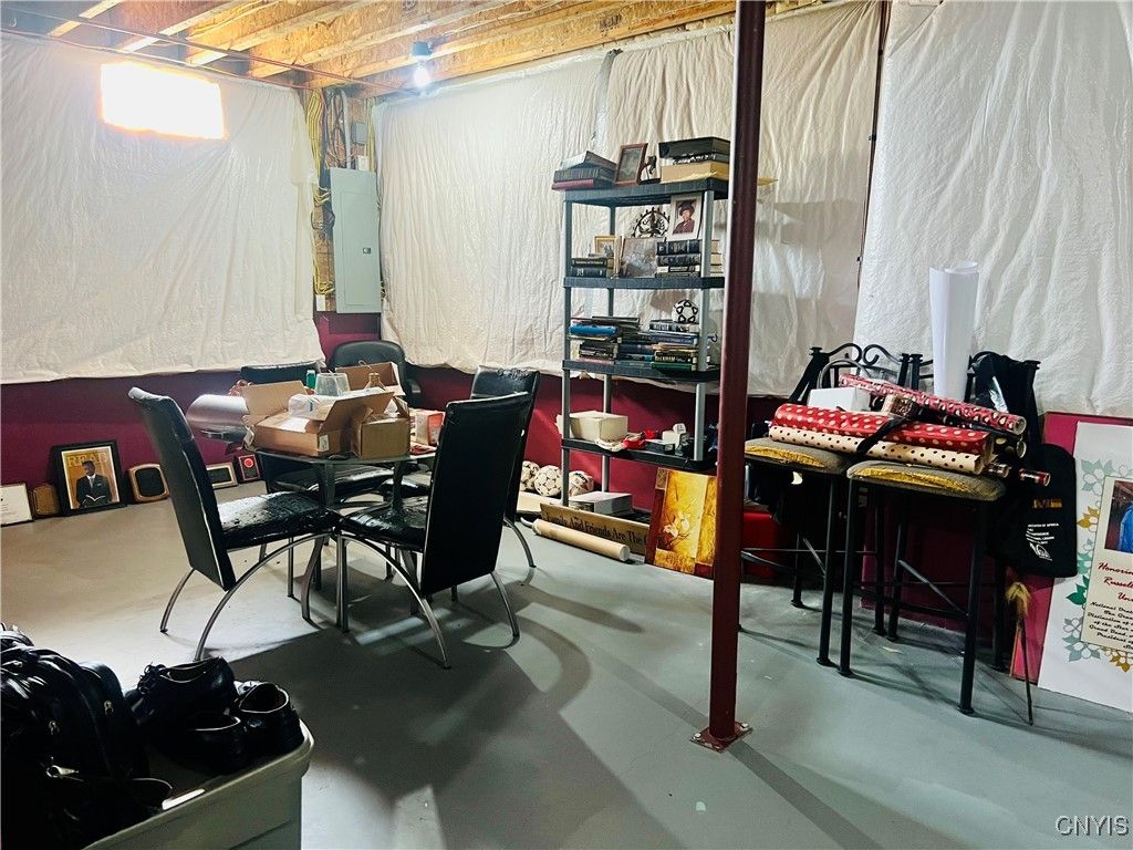 Dining room, Interior