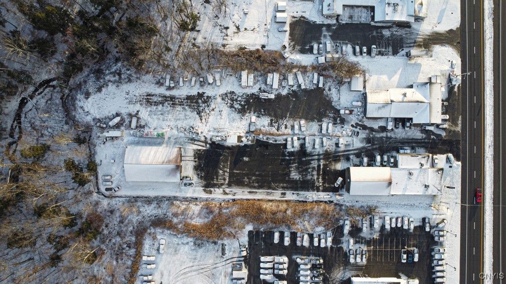 Exterior, Drone