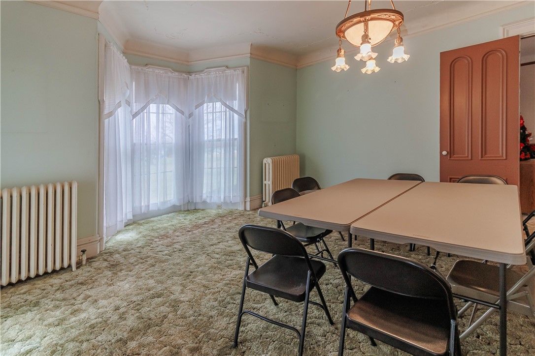 Chandelier, Dining room, Interior