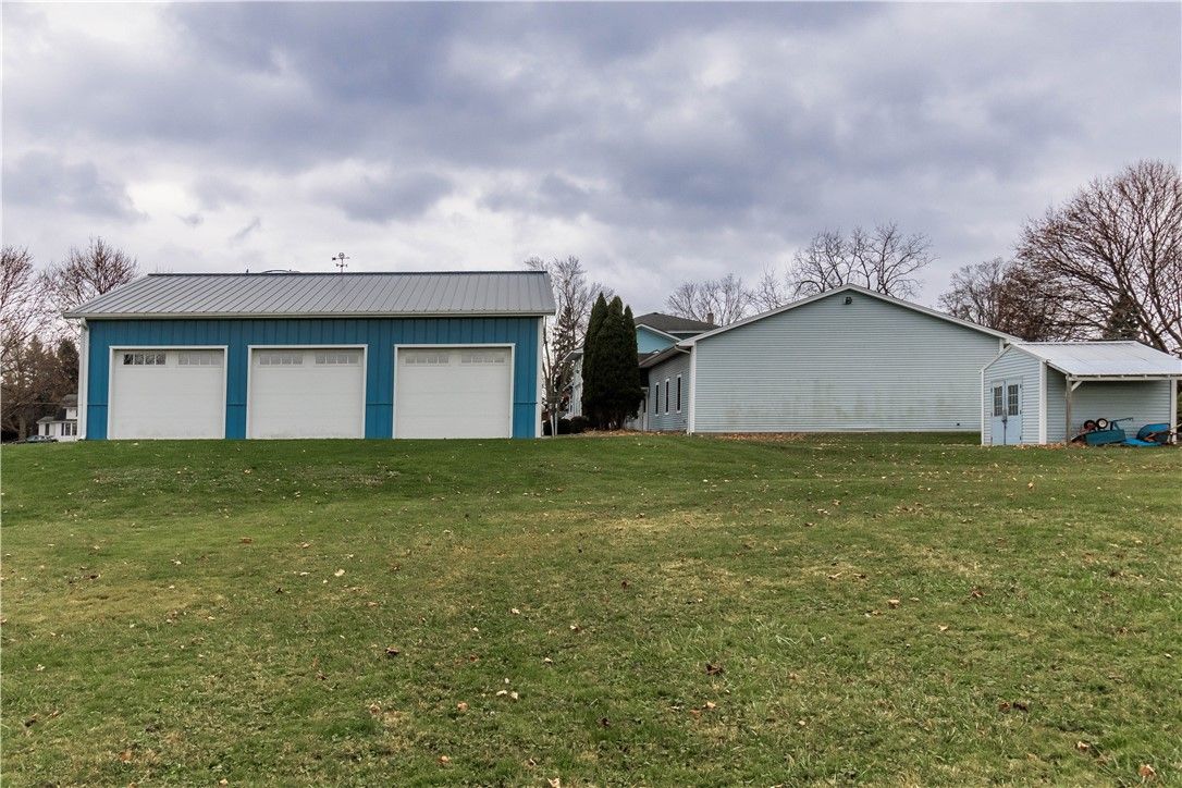 Backyard, Detached Garage, Exterior
