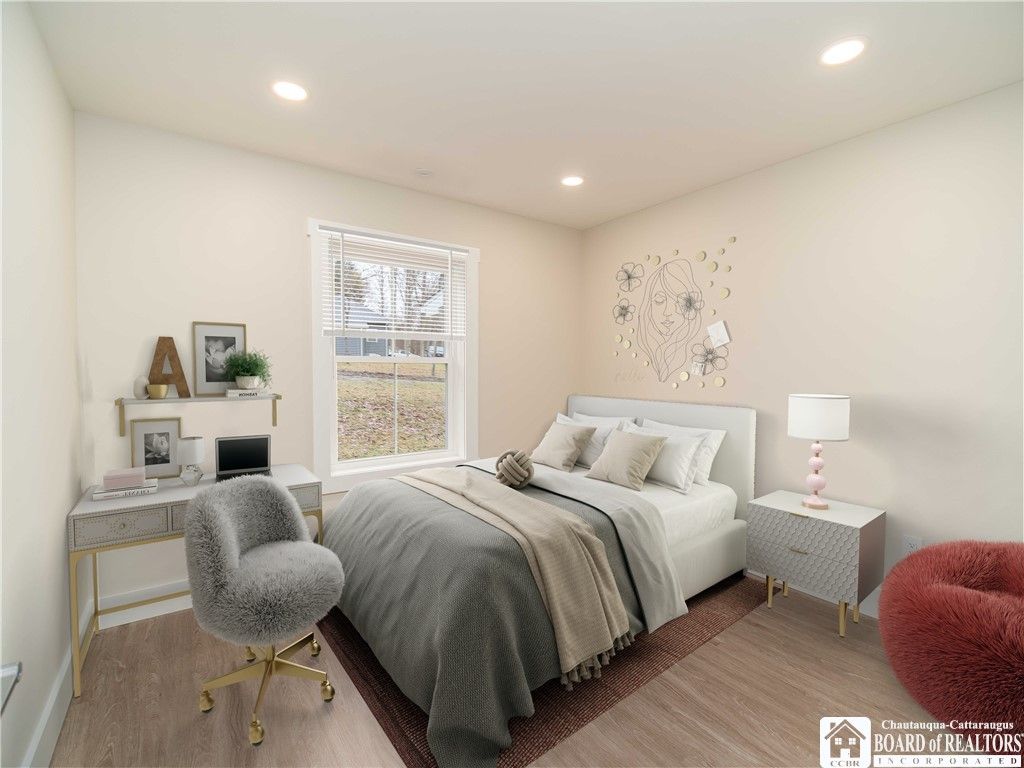 Bedroom, Home Office, Interior, Recessed Lighting, Wood Texture Flooring